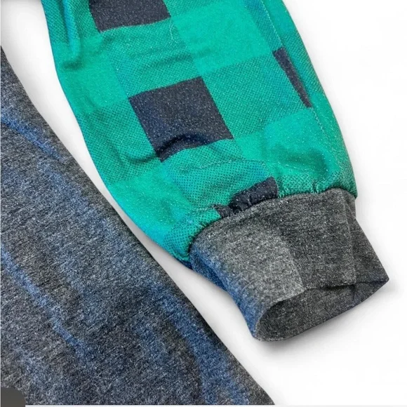 Christmas Long Sleeve Graphic Tee Plaid Sleeves and Griswold Design, Women’s XL - Picture 5 of 5